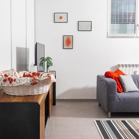 Staurenghi Red Apartment Varese Exterior foto