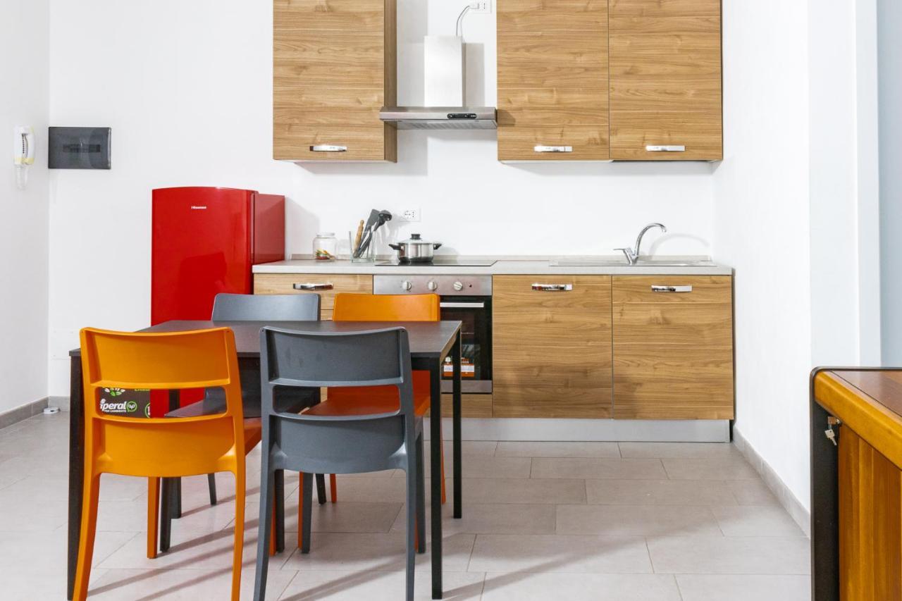 Staurenghi Red Apartment Varese Exterior foto